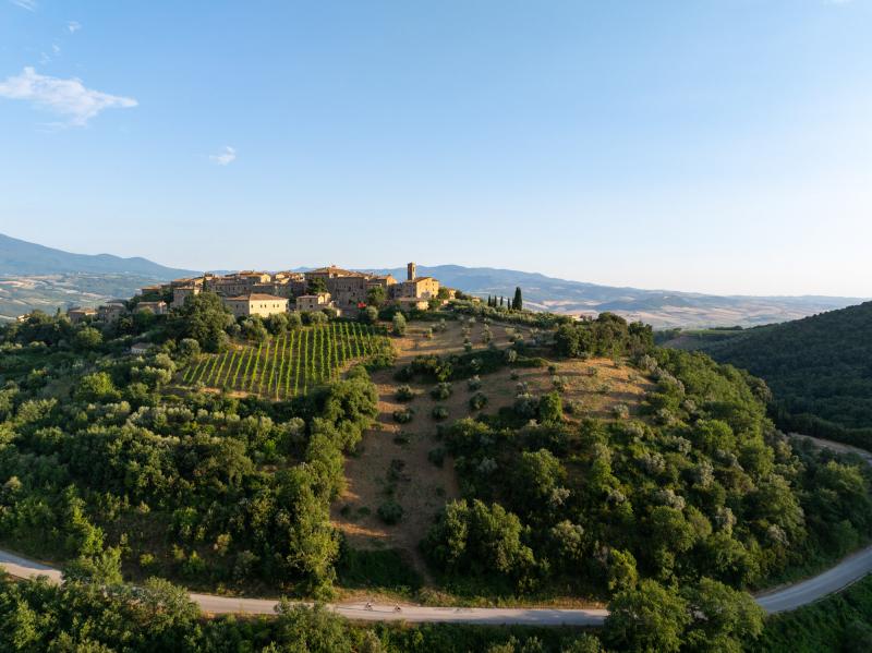 12. Castelnuovo dell’Abate - Montalcino